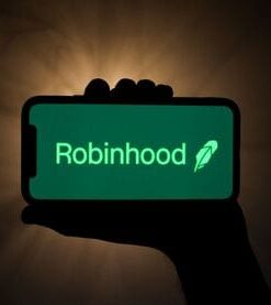 Buy US banking solution robinhood